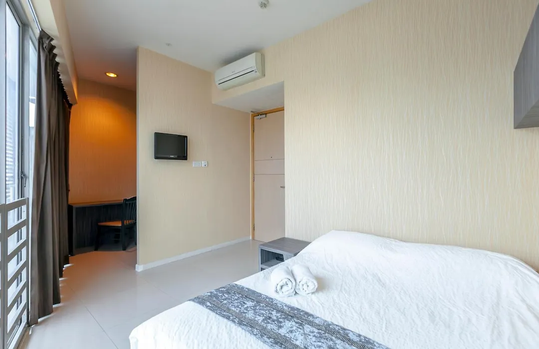 Rangoon Hostel-1